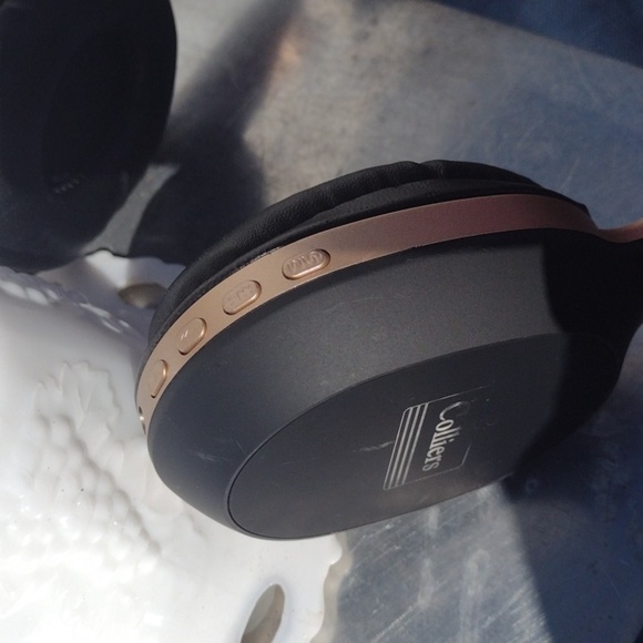 COLLIERS Black Wireless Headphones NWOT - Picture 2 of 2